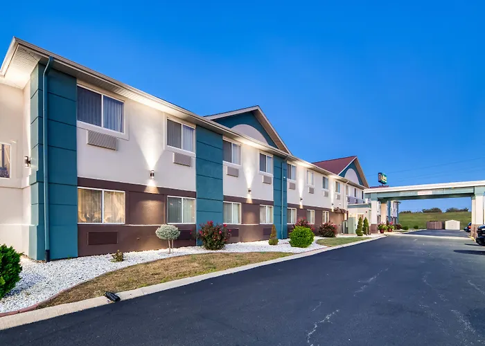 Quality Inn & Suites Springfield Southwest Near I-72