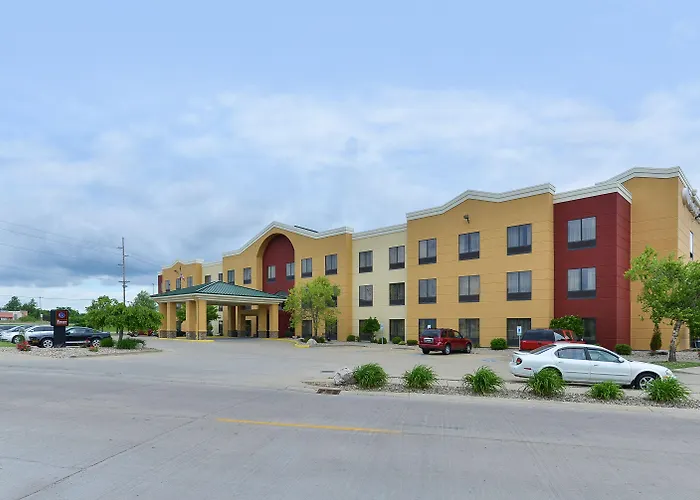 Comfort Suites Near Route 66